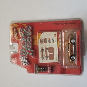 Johnny Lightning Racing Legends Motion Draggin' Snake Shelby Cobra, 1:64